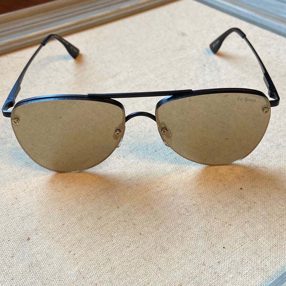 LeSpecs sunglasses - Picture 1 of 6